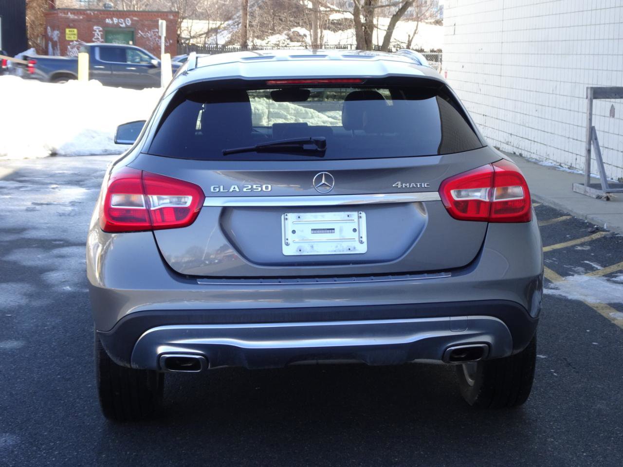 Used 2017 Mercedes-Benz GLA 250 4MATIC image 6