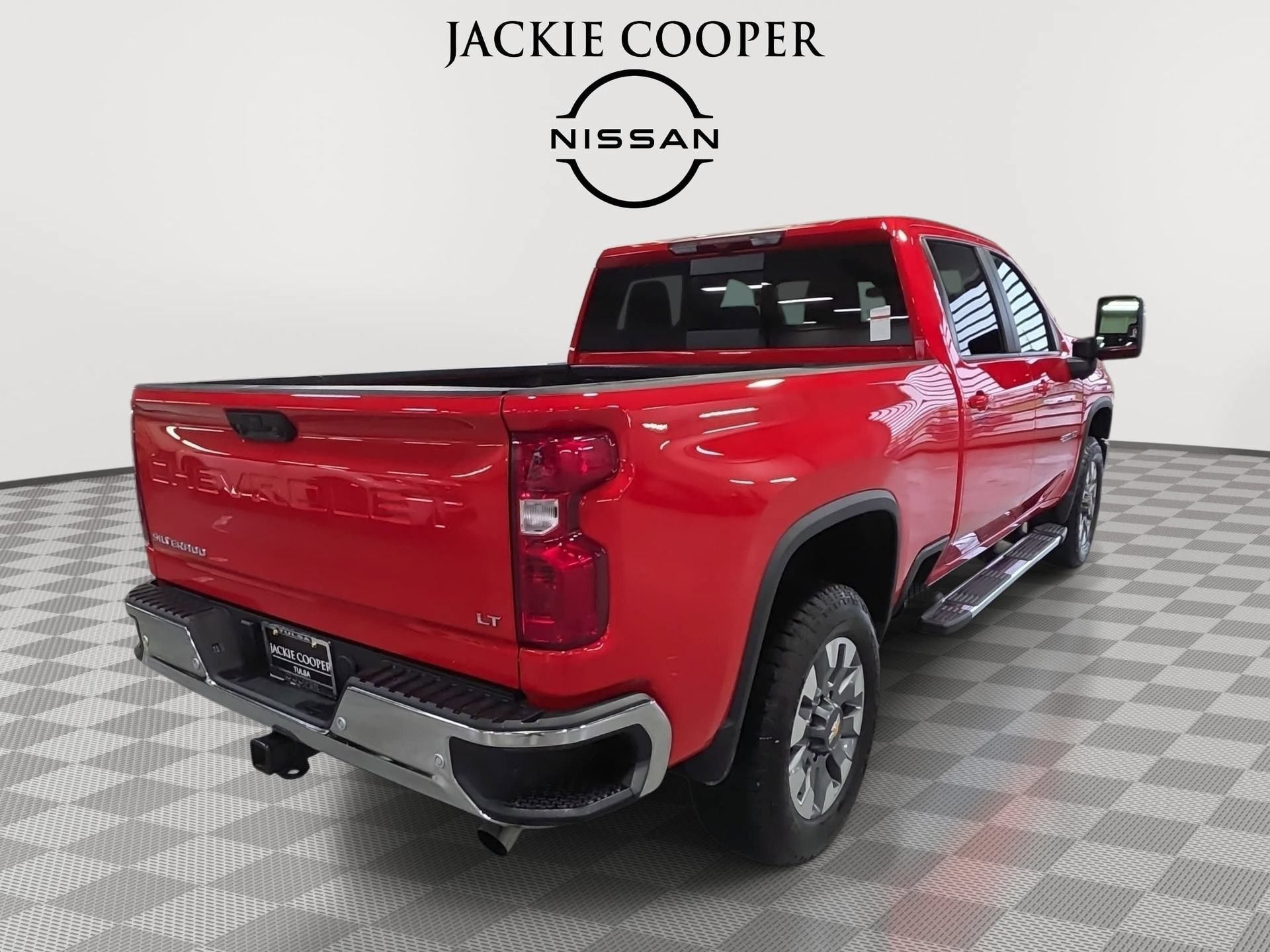 Used 2026 Chevrolet Silverado 2500 LT w/ Safety Package AWD/4WD image 5