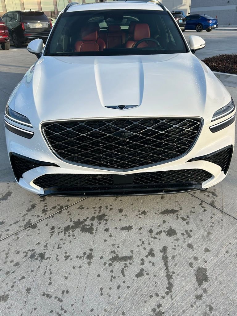 Used 2026 Genesis GV70 3.5T Sport Prestige image 2