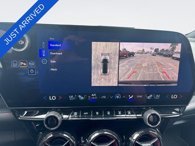 New 2026 Chevrolet Blazer EV RS w/ Super Cruise Package AWD/4WD image 17