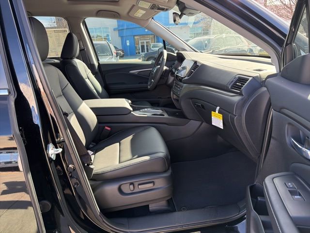New 2025 Honda Ridgeline RTL image 42