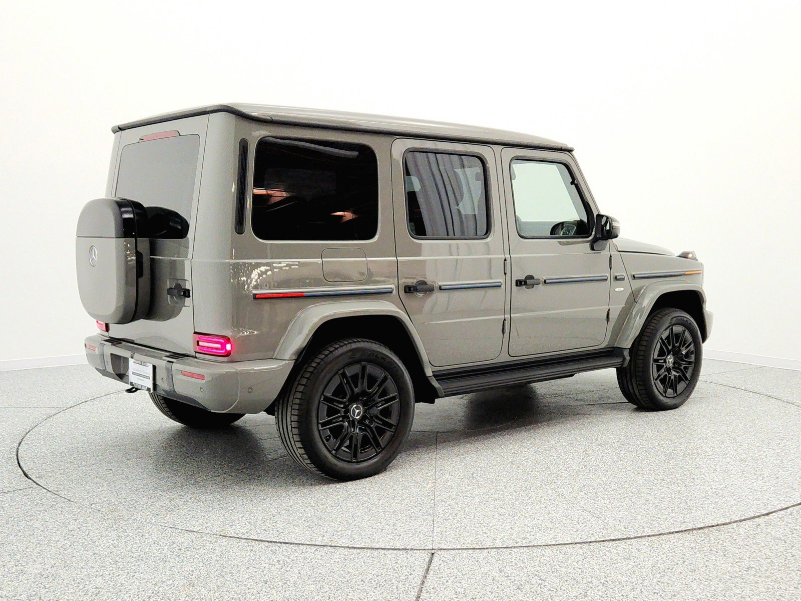 Certified 2025 Mercedes-Benz G 580 w/ EQ Technology image 5
