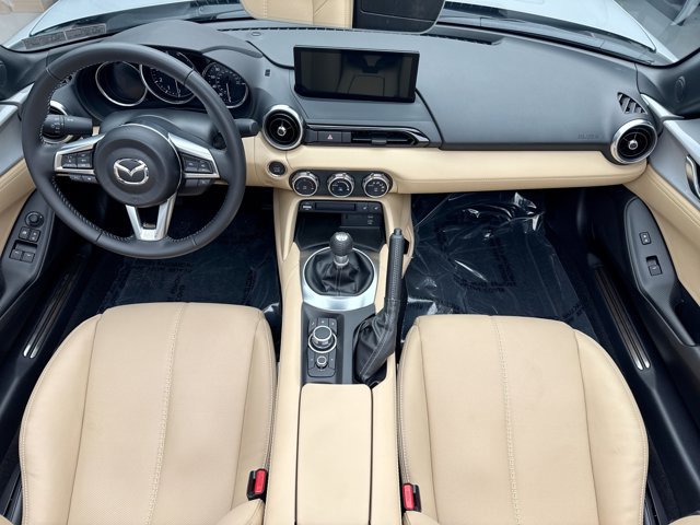 Used 2025 MAZDA MX-5 Miata RF Grand Touring w/ Appearance Package RWD image 14