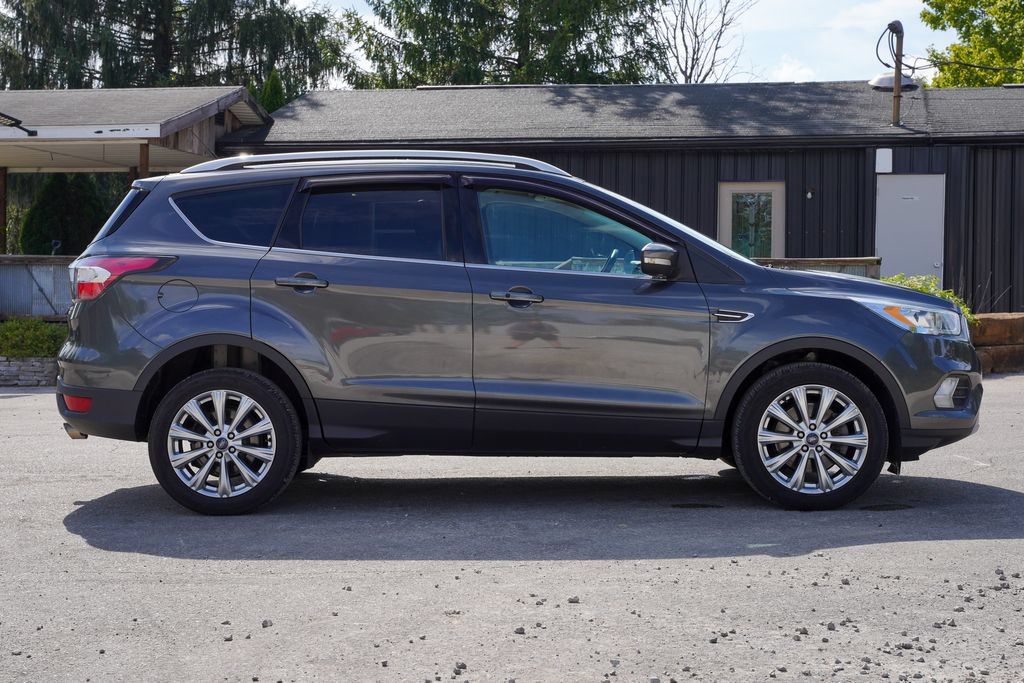 Used 2017 Ford Escape Titanium AWD/4WD image 10
