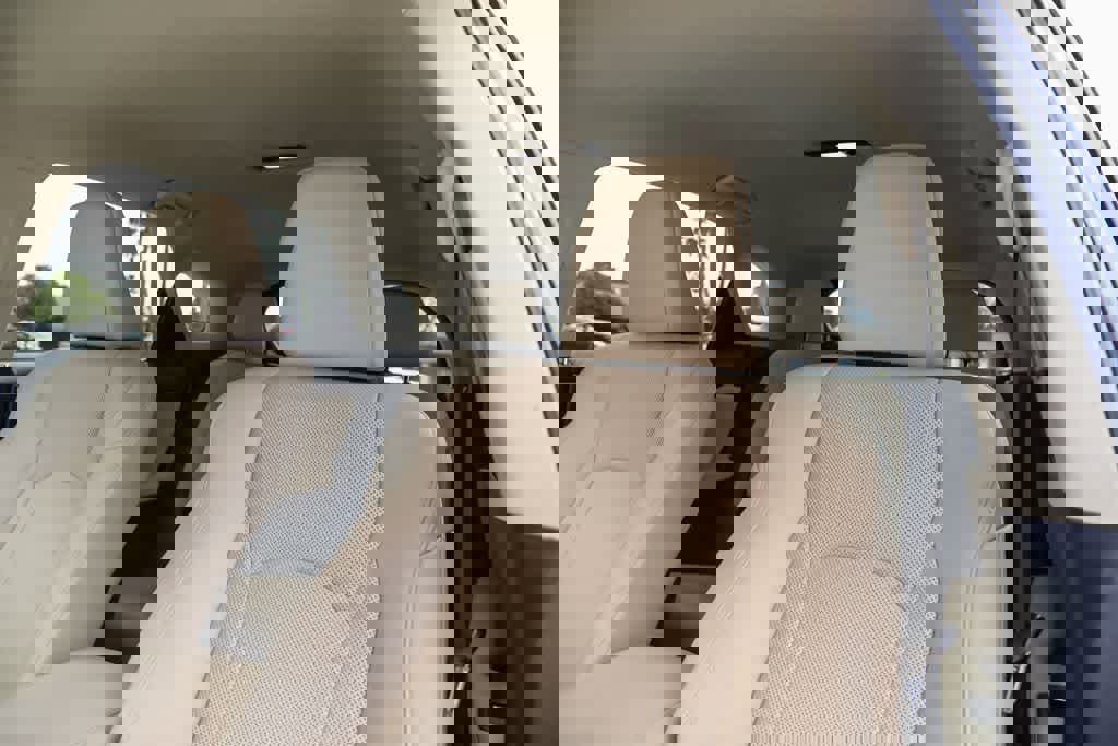 Used 2021 Lexus RX 350 FWD w/ Accessory Package image 16