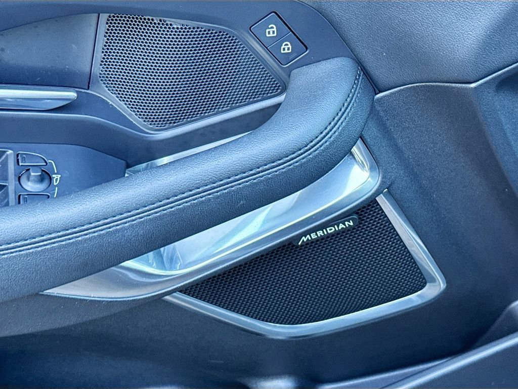 Used 2023 Jaguar E-PACE SE image 20