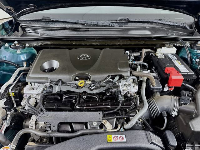 Used 2021 Toyota Camry LE image 31
