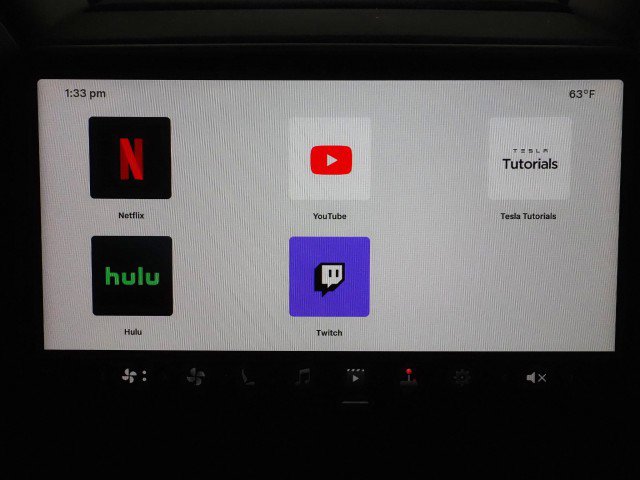 Used 2025 Tesla Model 3 Long Range image 28