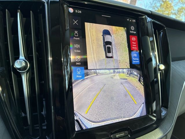 New 2025 Volvo XC60 T8 Plus w/ Protection Package Premier image 32