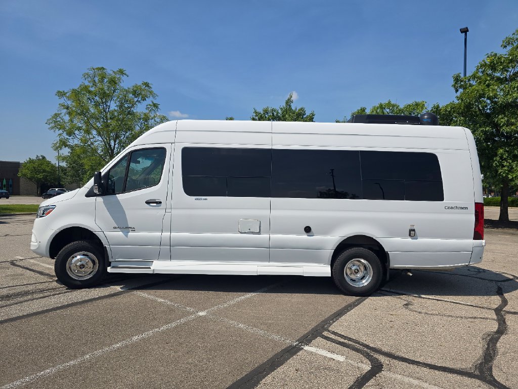 Used 2021 Mercedes-Benz Sprinter 3500 image 11