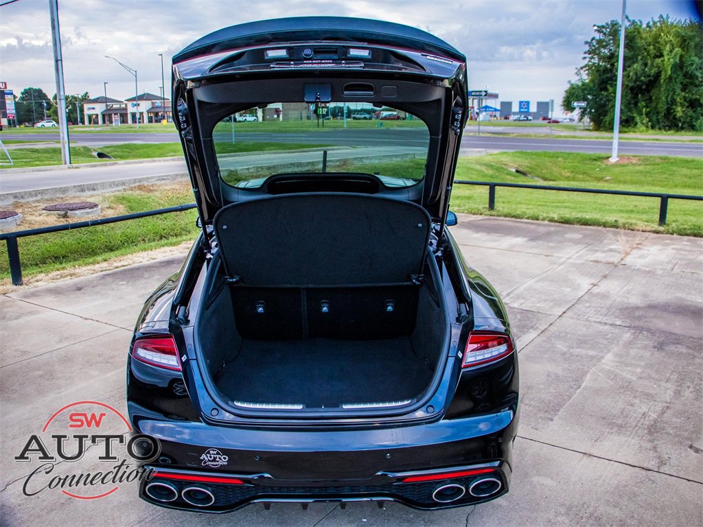 Used 2022 Kia Stinger GT-Line w/ Sun & Sound Package image 11