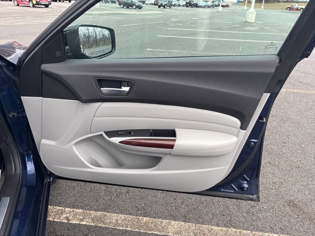 Used 2015 Acura TLX V6 w/ Technology Package image 9