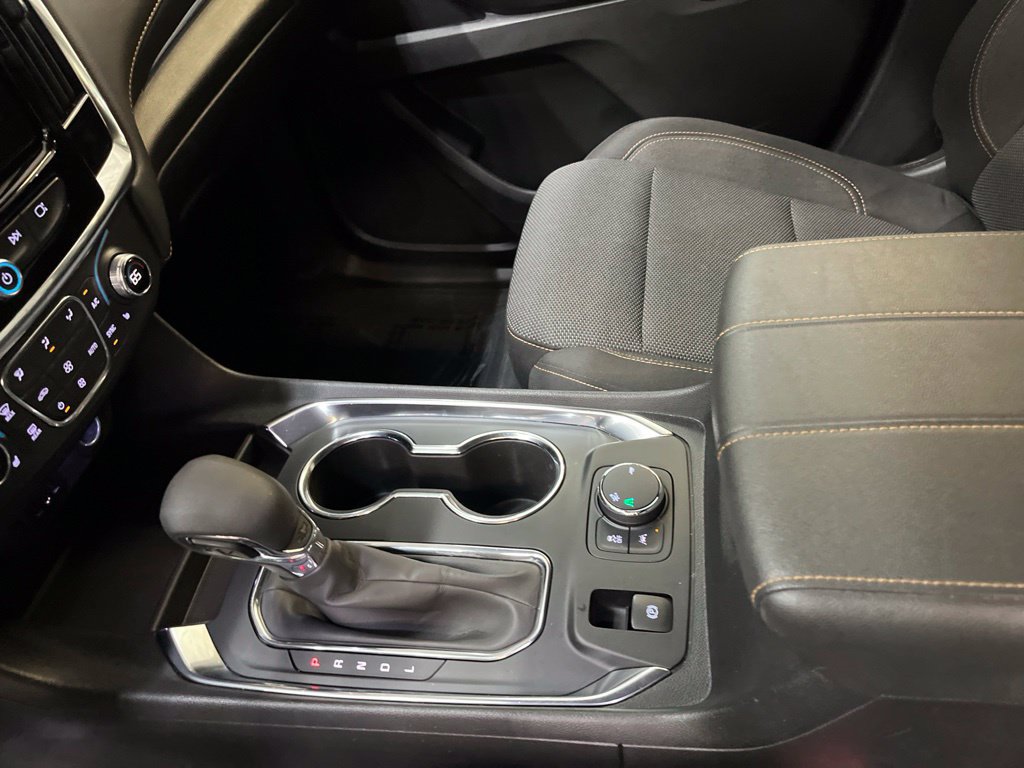 Used 2021 Chevrolet Traverse LT FWD image 16