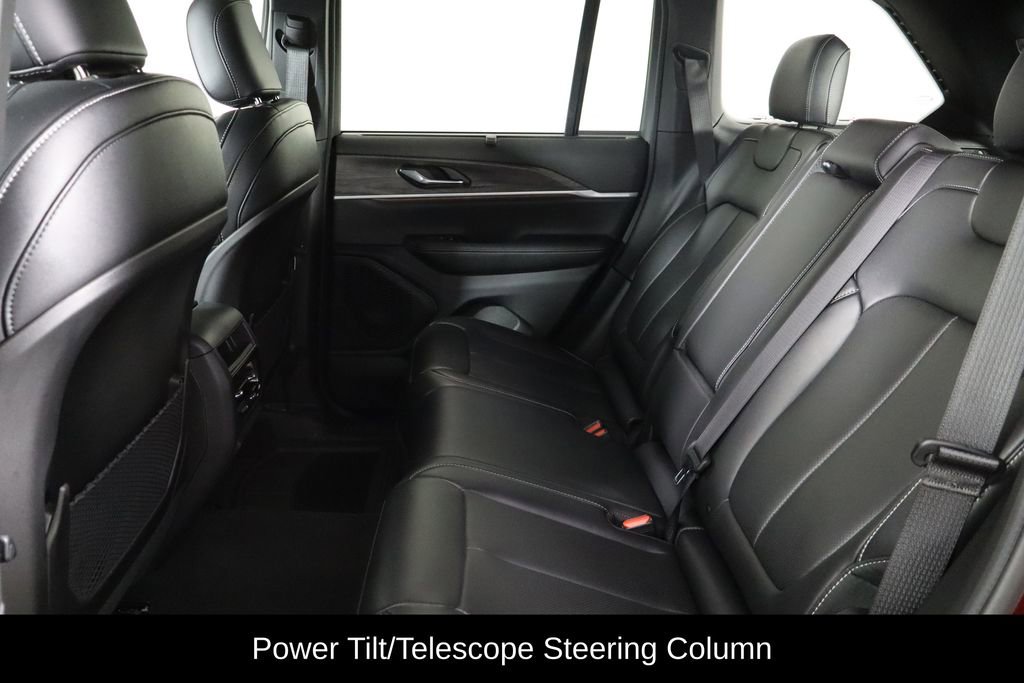 Used 2024 Jeep Grand Cherokee Limited w/ Luxury Tech Group II image 8