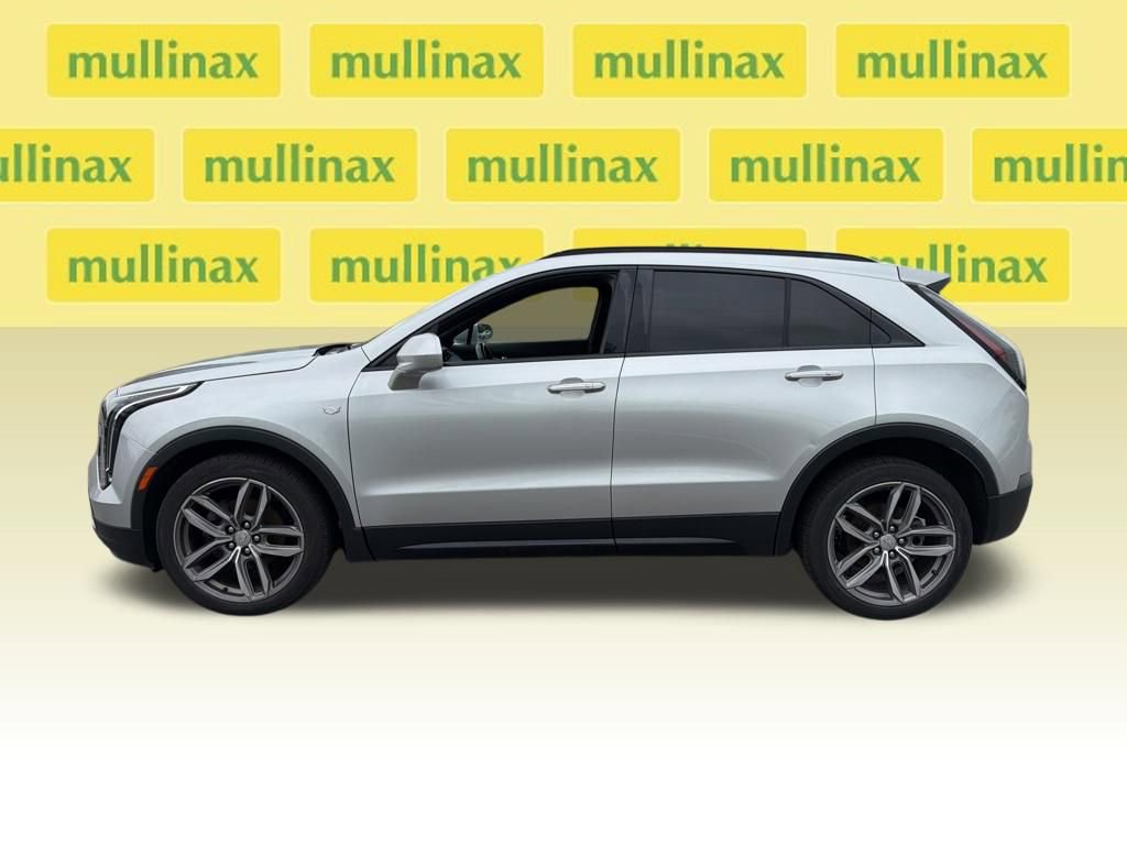 Used 2019 Cadillac XT4 Sport w/ Cold Weather Package AWD/4WD image 6