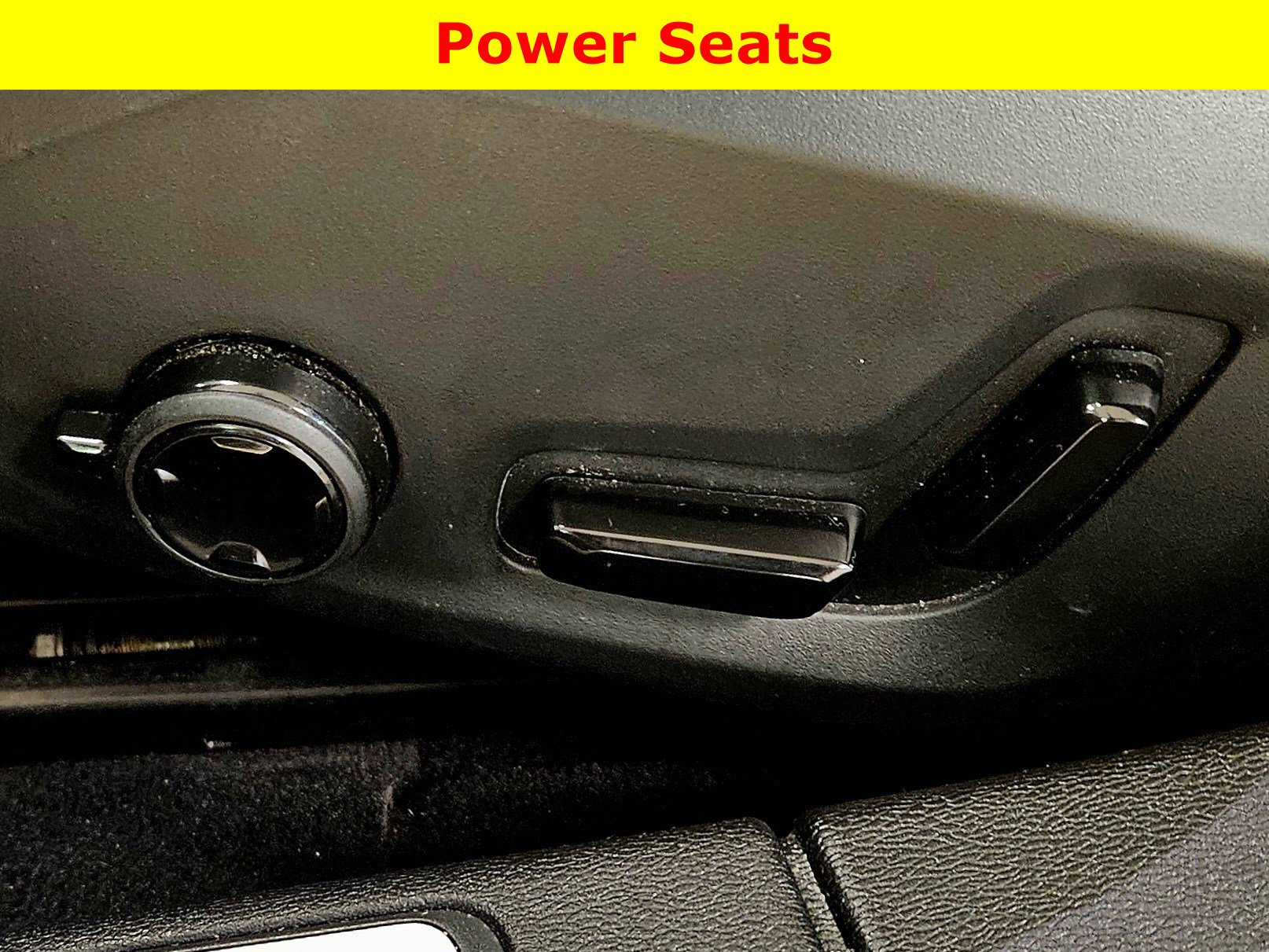 Used 2022 Volvo S60 T8 R-Design w/ Advanced Package image 34