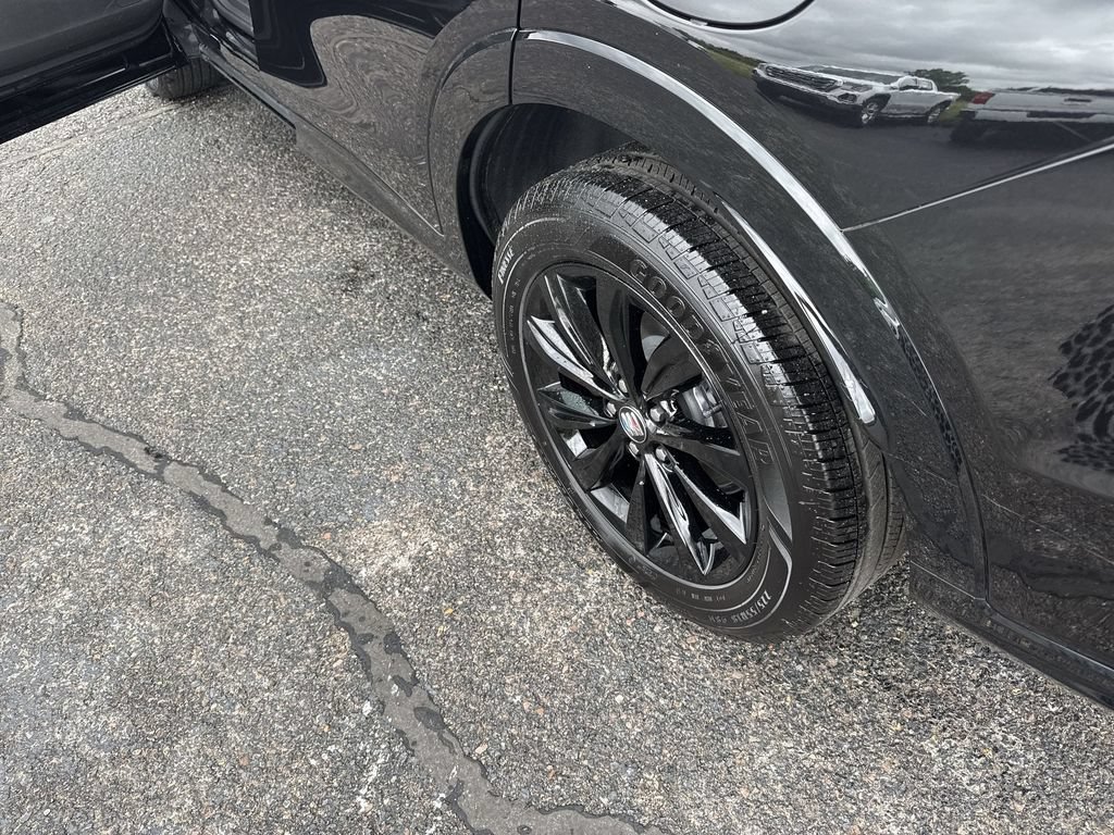 Certified 2025 Buick Envista Sport Touring FWD image 40