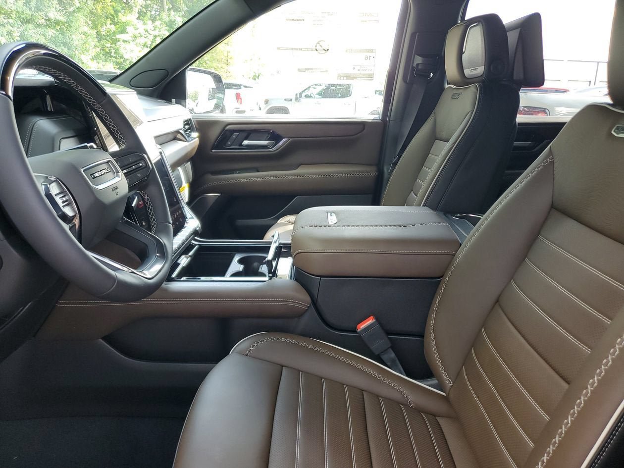 New 2026 GMC Yukon XL Denali Ultimate AWD/4WD image 19