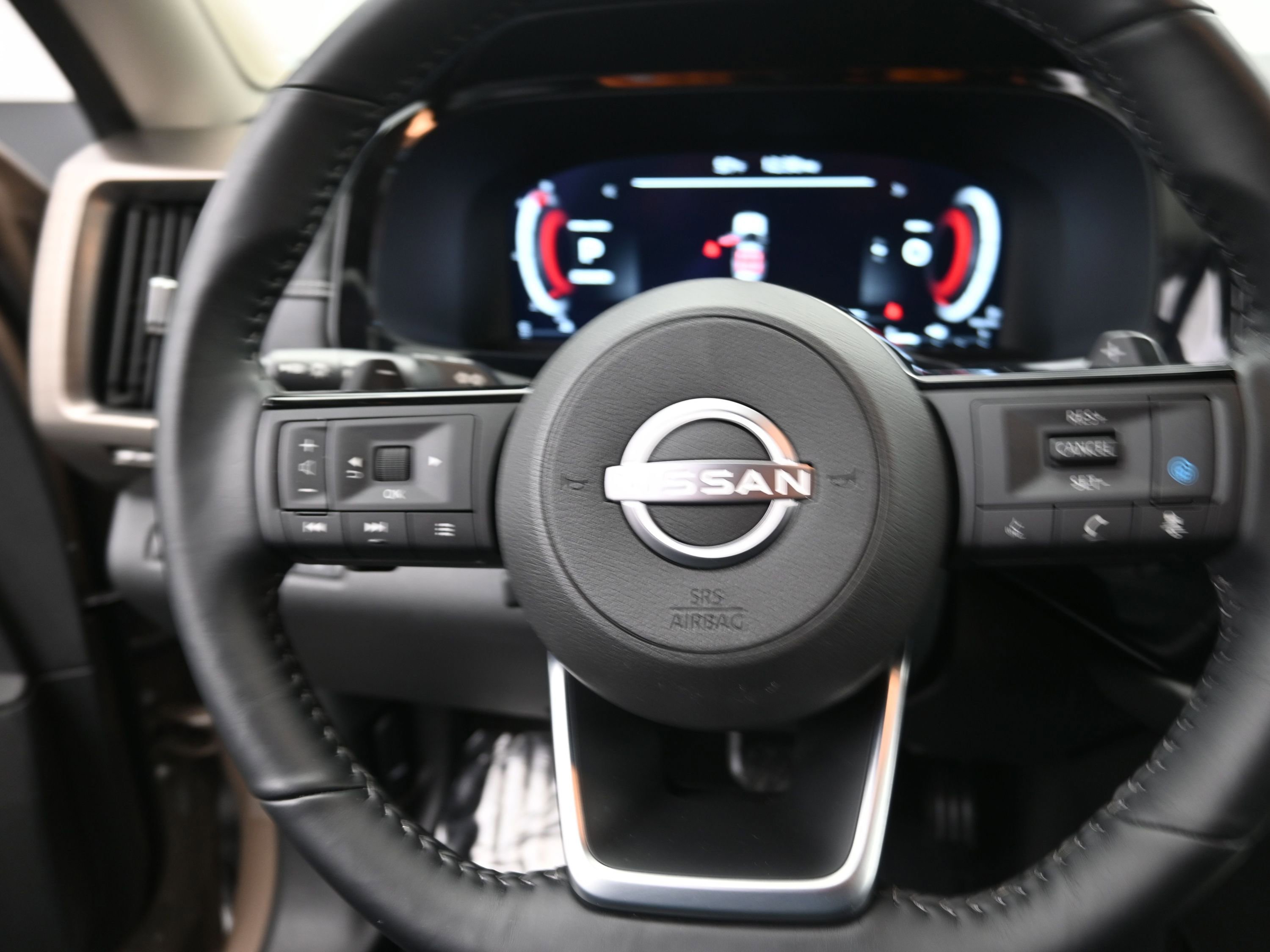 Certified 2024 Nissan Pathfinder Platinum w/ Cargo Package image 21