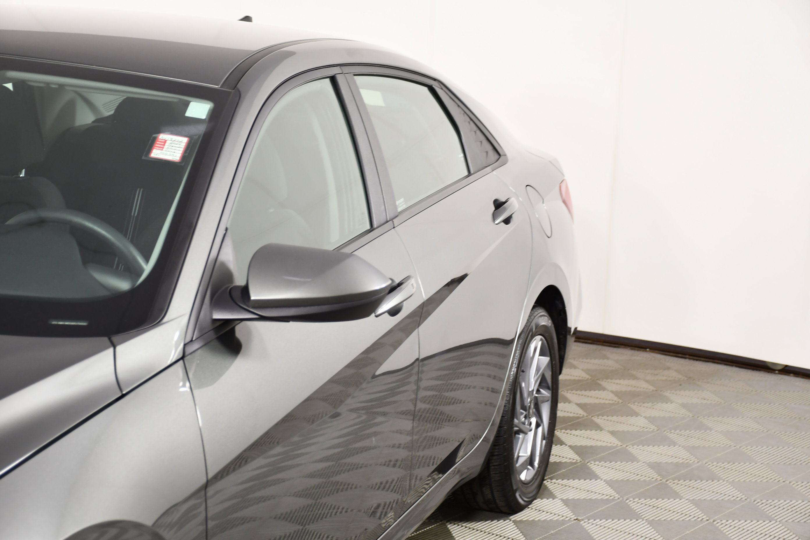 Used 2024 Hyundai Elantra SEL FWD image 13