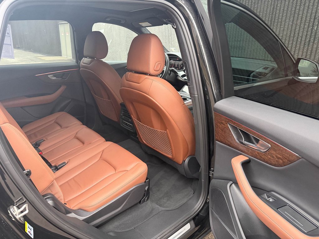 Used 2025 Audi Q7 3.0T Premium Plus image 24