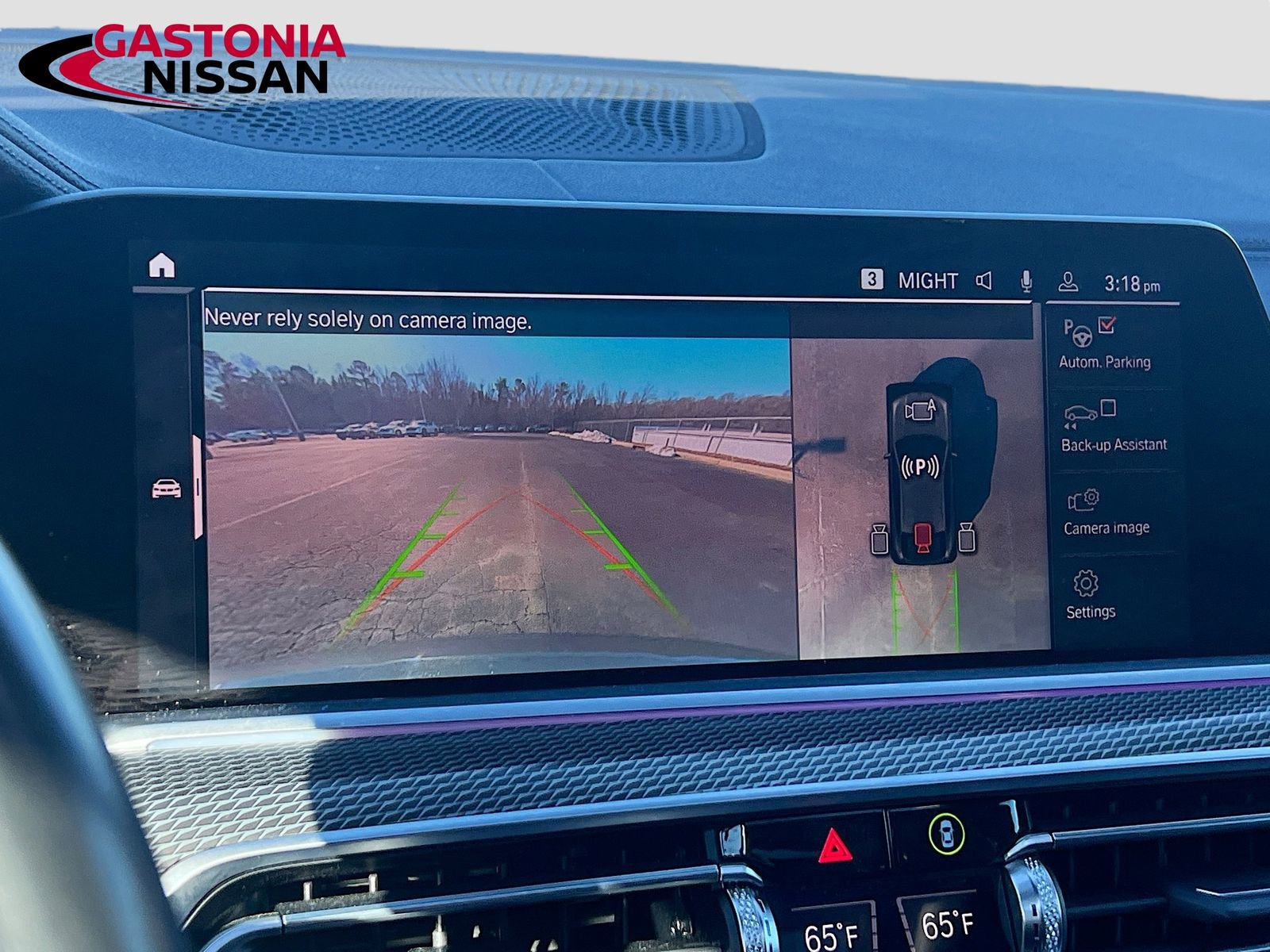 Used 2023 BMW X6 M50i w/ Executive Package image 18