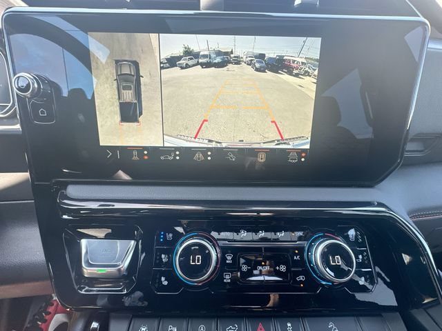 Used 2024 GMC Sierra 1500 AT4 w/ Technology Package AWD/4WD image 19