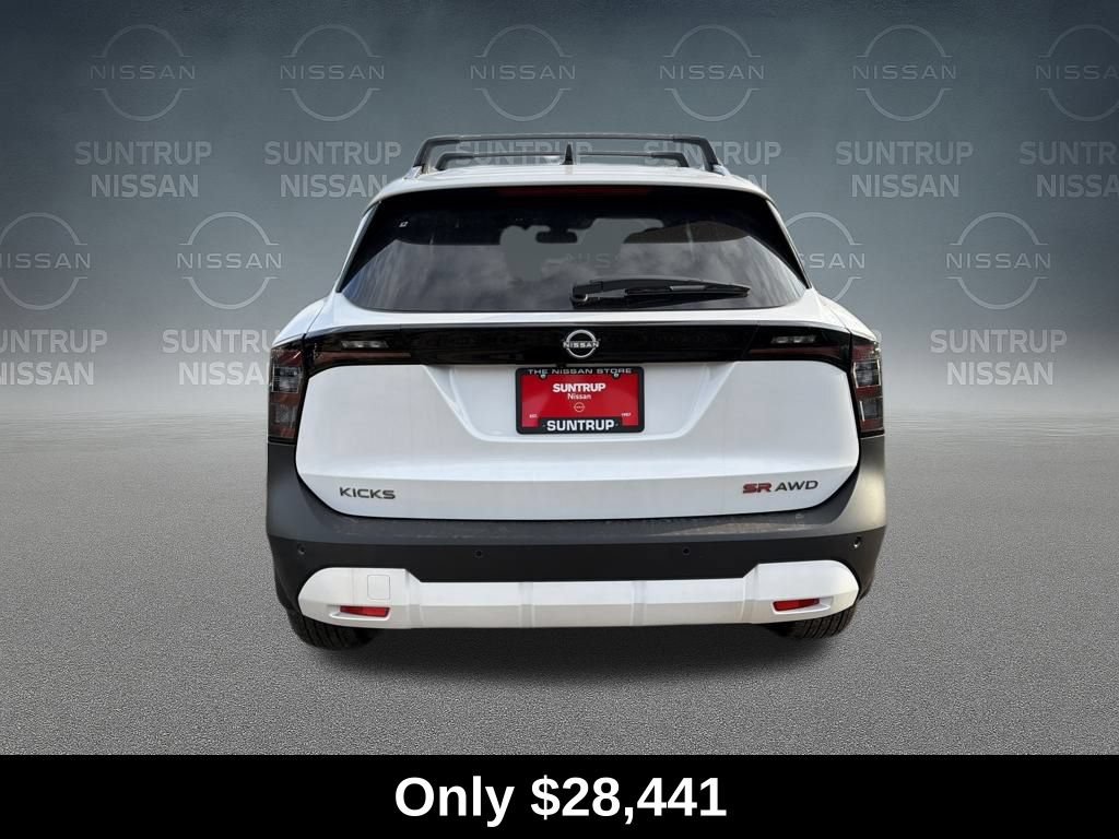Used 2026 Nissan Kicks SR w/ Cold Weather Package AWD/4WD image 4