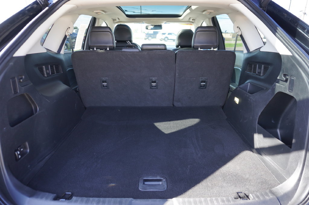 Used 2018 Ford Edge SEL w/ Equipment Group 201A AWD/4WD image 25