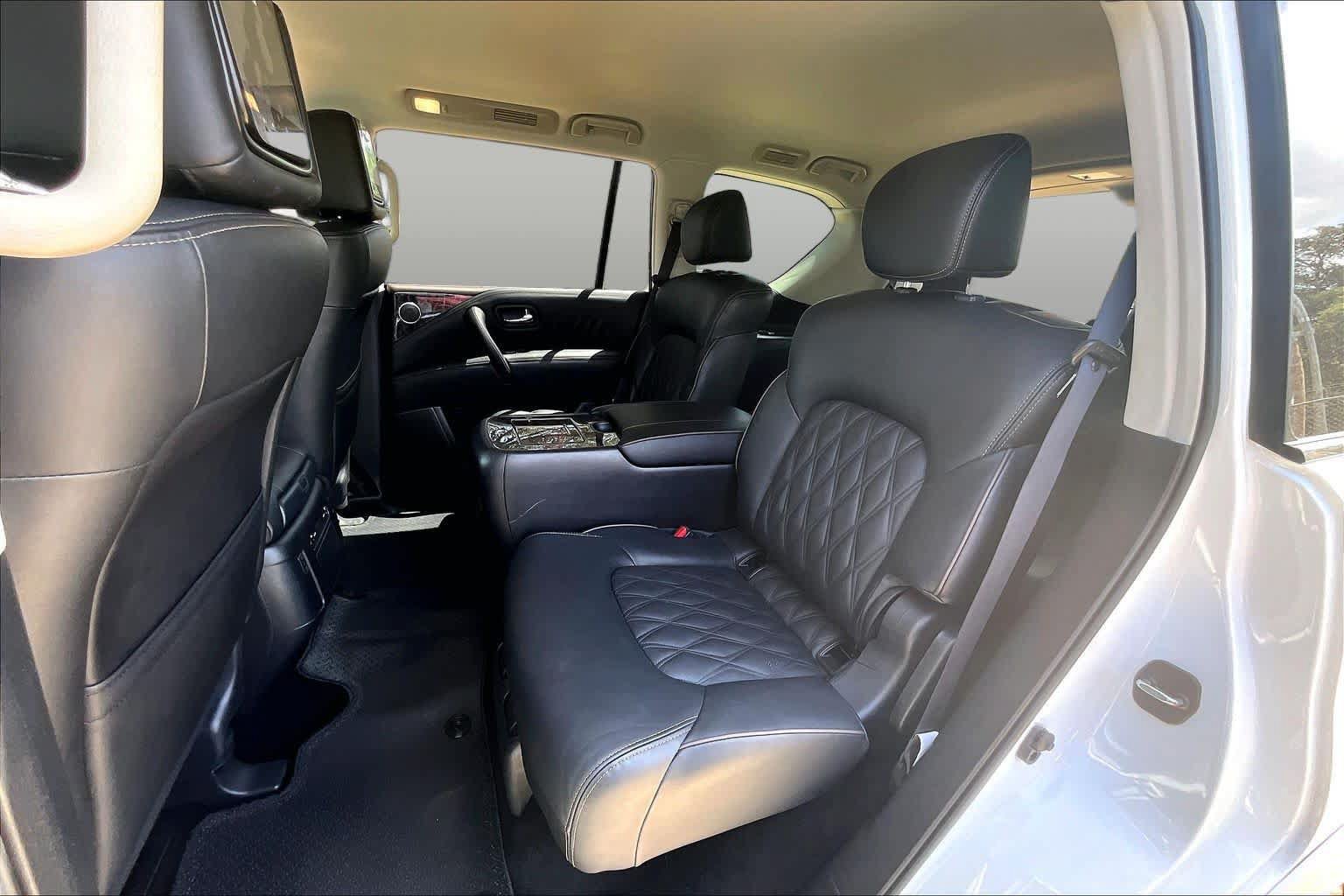 Used 2022 Nissan Armada Platinum w/ Captain's Chairs Package AWD/4WD image 21