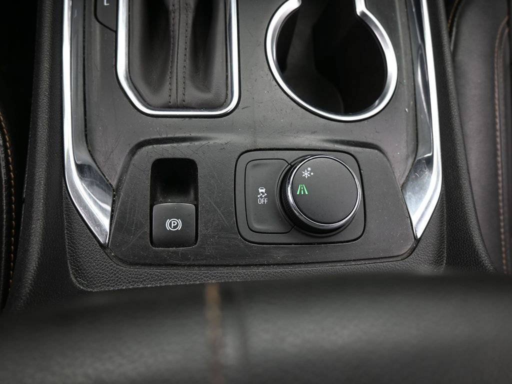 Used 2019 Chevrolet Traverse RS image 27