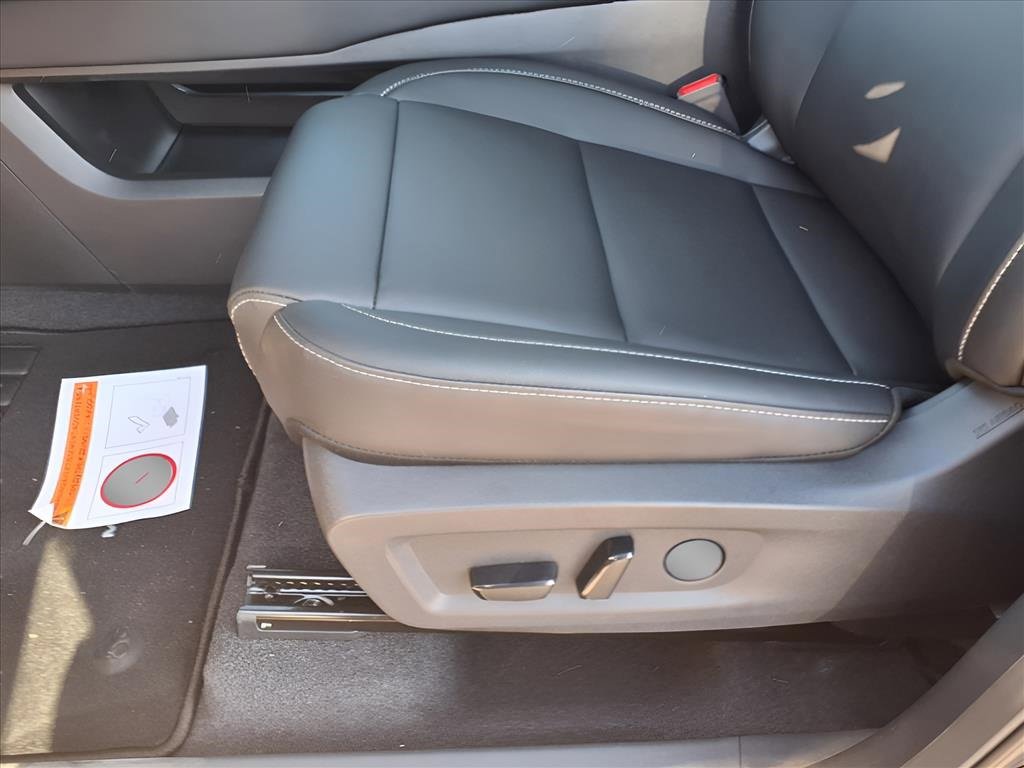 New 2025 Nissan Murano SL image 15