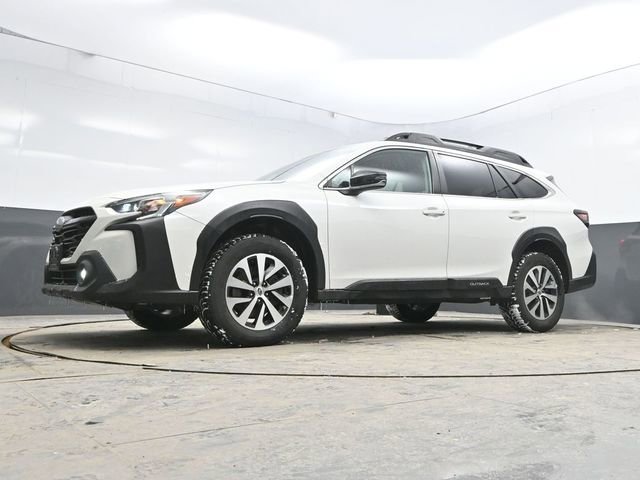 Used 2024 Subaru Outback Premium image 37