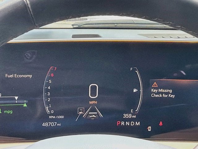 Certified 2025 Cadillac XT4 Premium Luxury FWD image 9