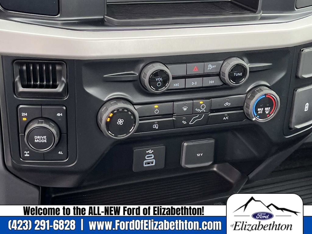 New 2026 Ford F250 4x4 Regular Cab Super Duty image 23