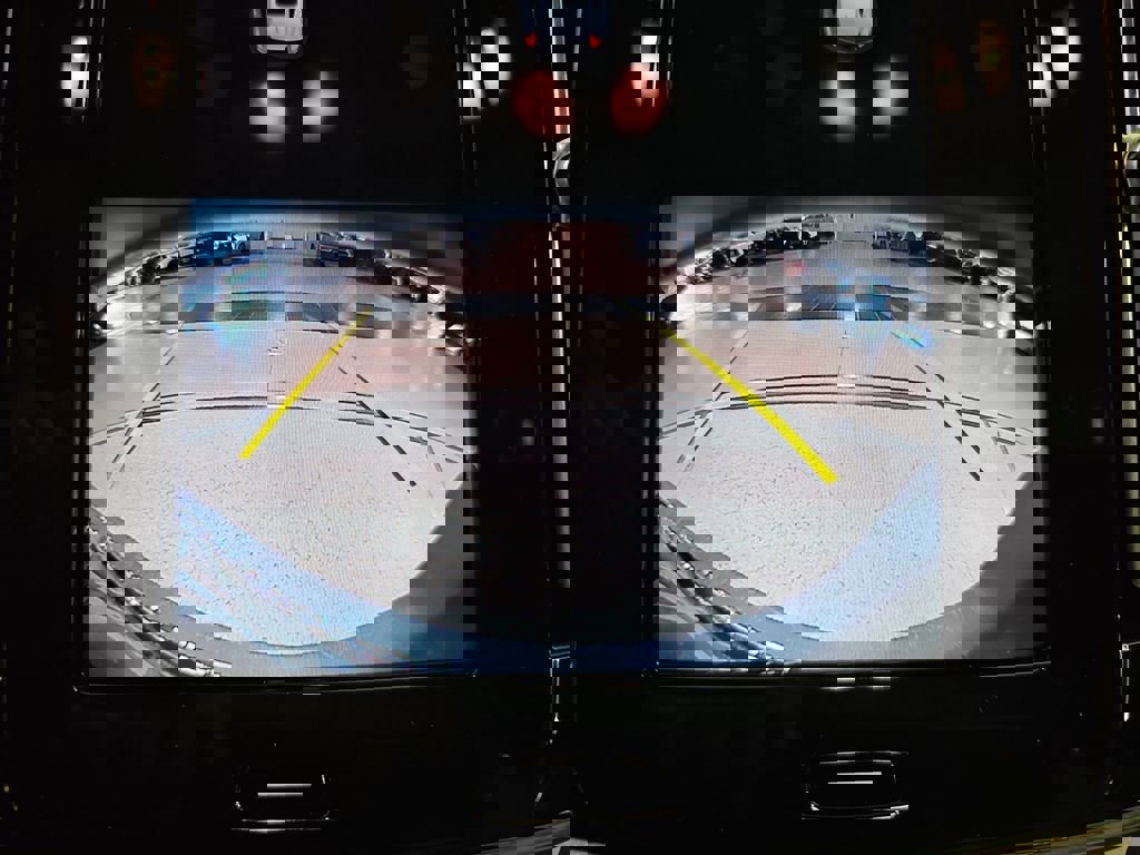 Used 2023 Volvo XC40 B5 Plus w/ Protection Package Premier image 26