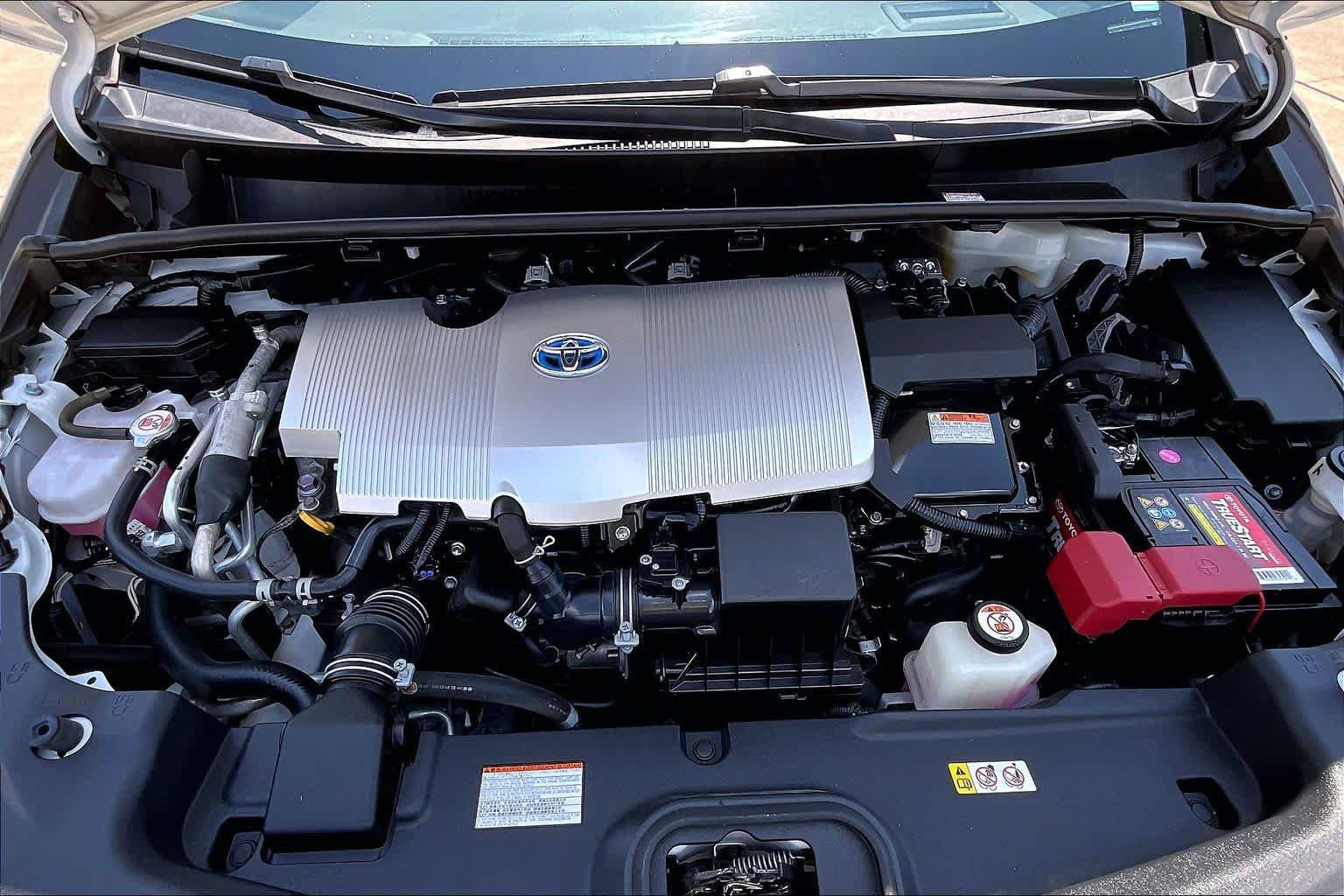 Used 2021 Toyota Prius Prime Limited FWD image 28
