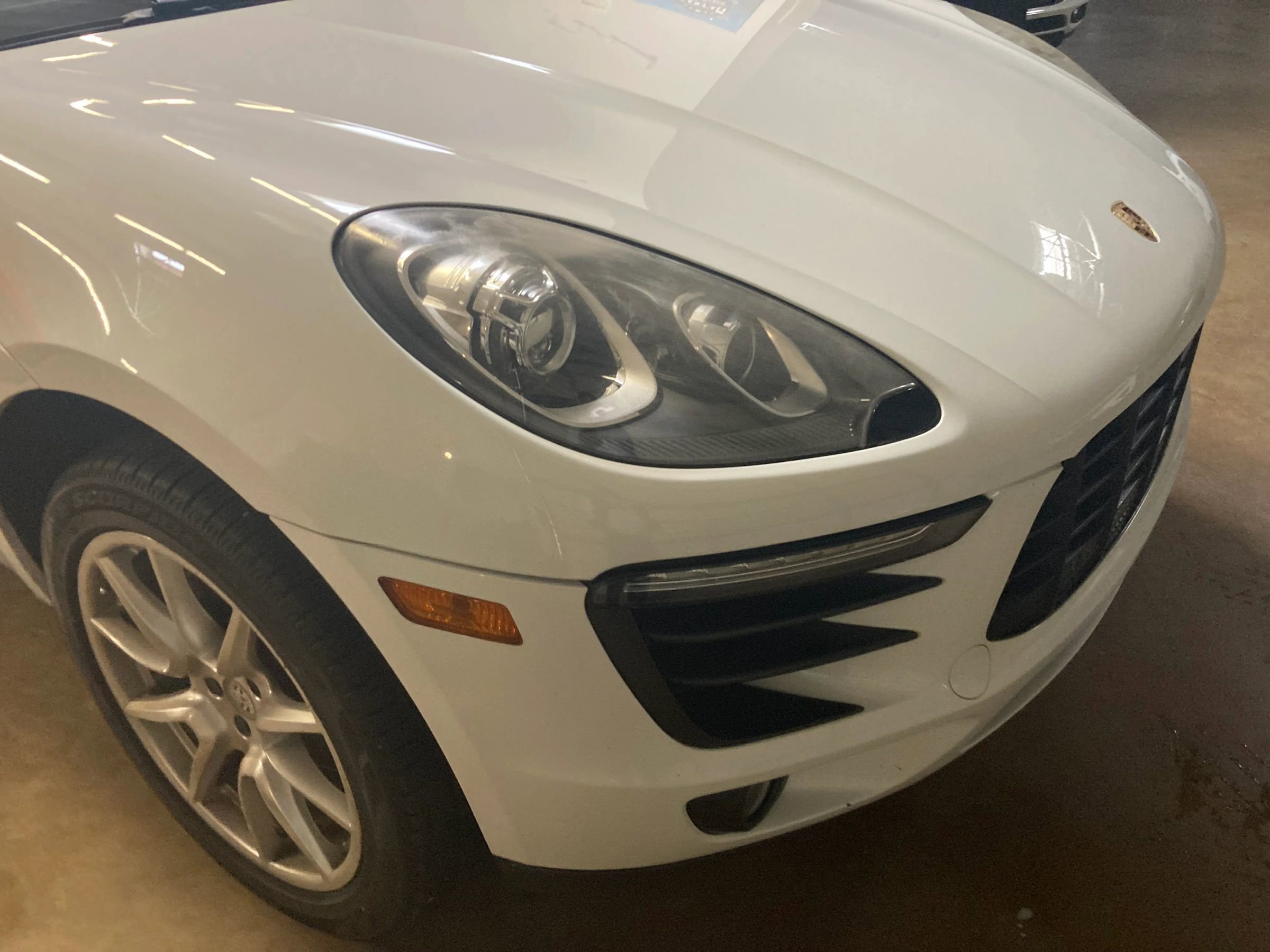 Used 2017 Porsche Macan AWD/4WD image 9