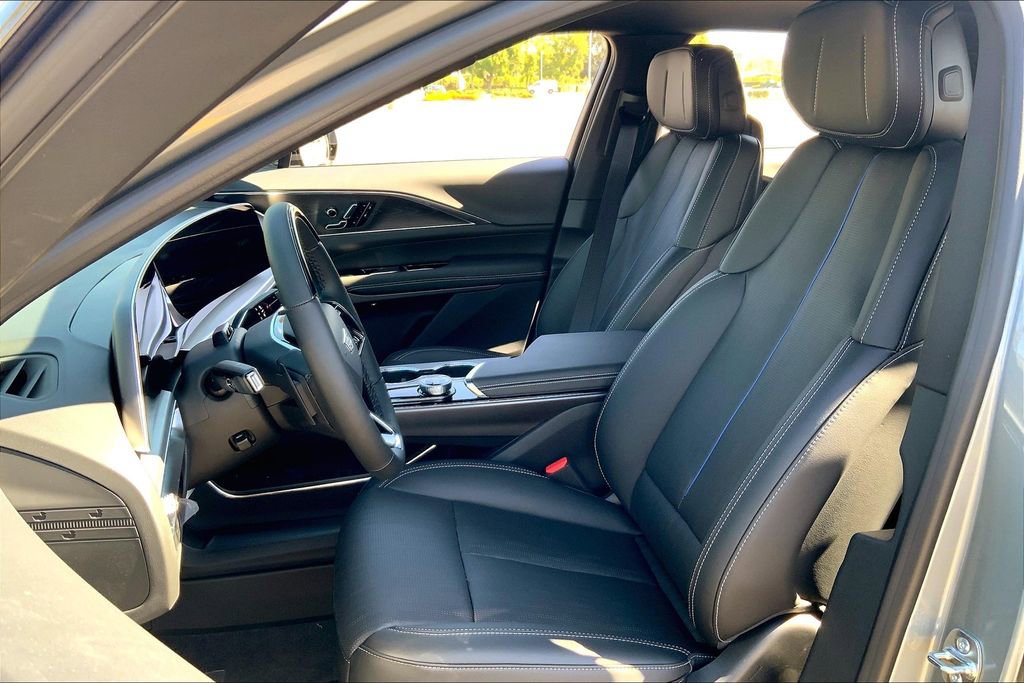 New 2026 Cadillac Lyriq Sport image 12