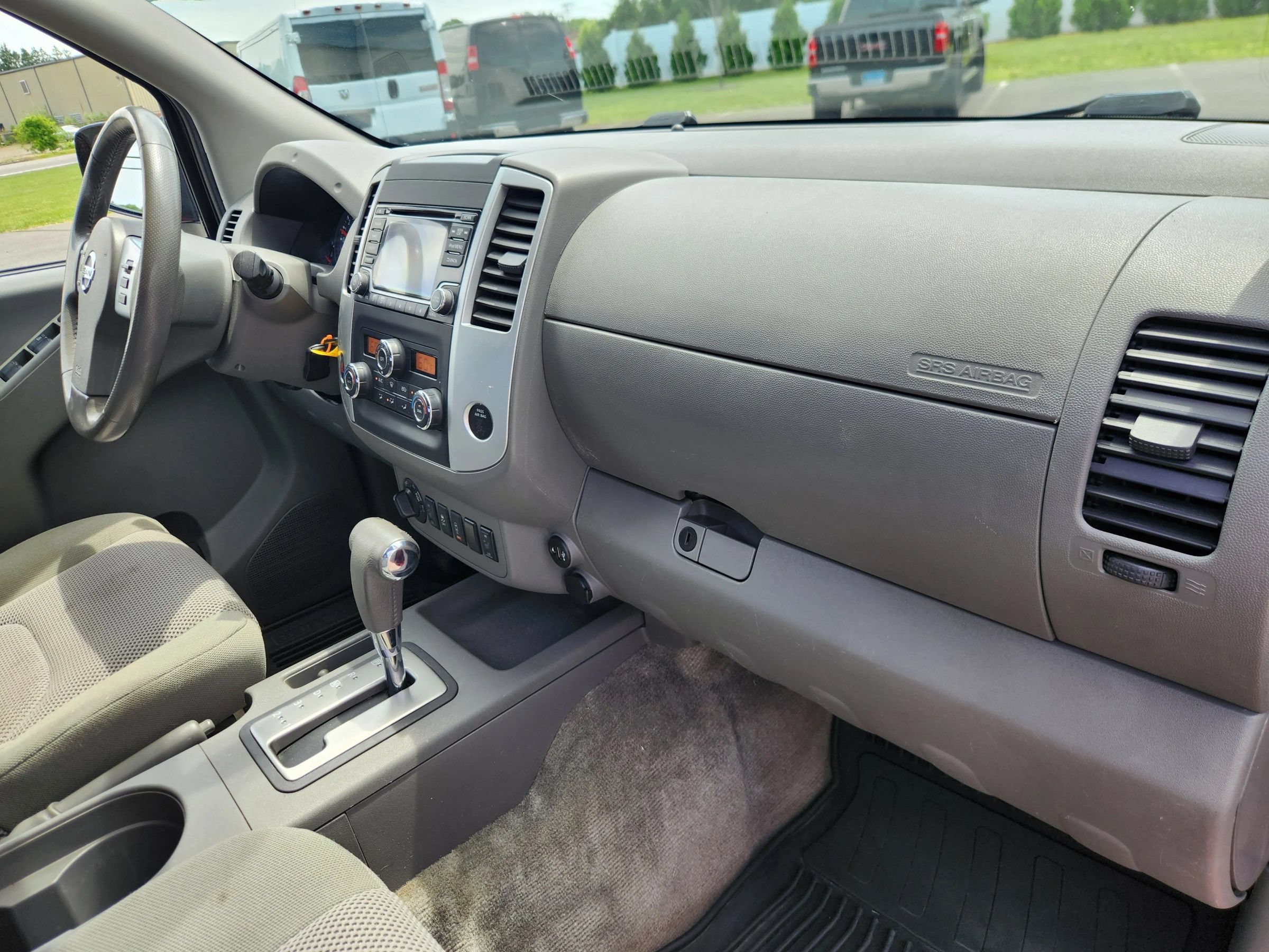Used 2018 Nissan Frontier SV w/ Value Truck Package AWD/4WD image 42