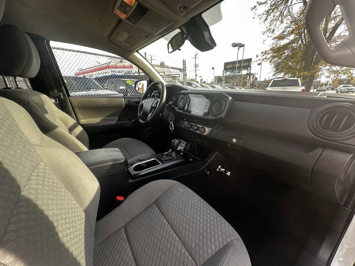 Used 2023 Toyota Tacoma SR RWD image 17