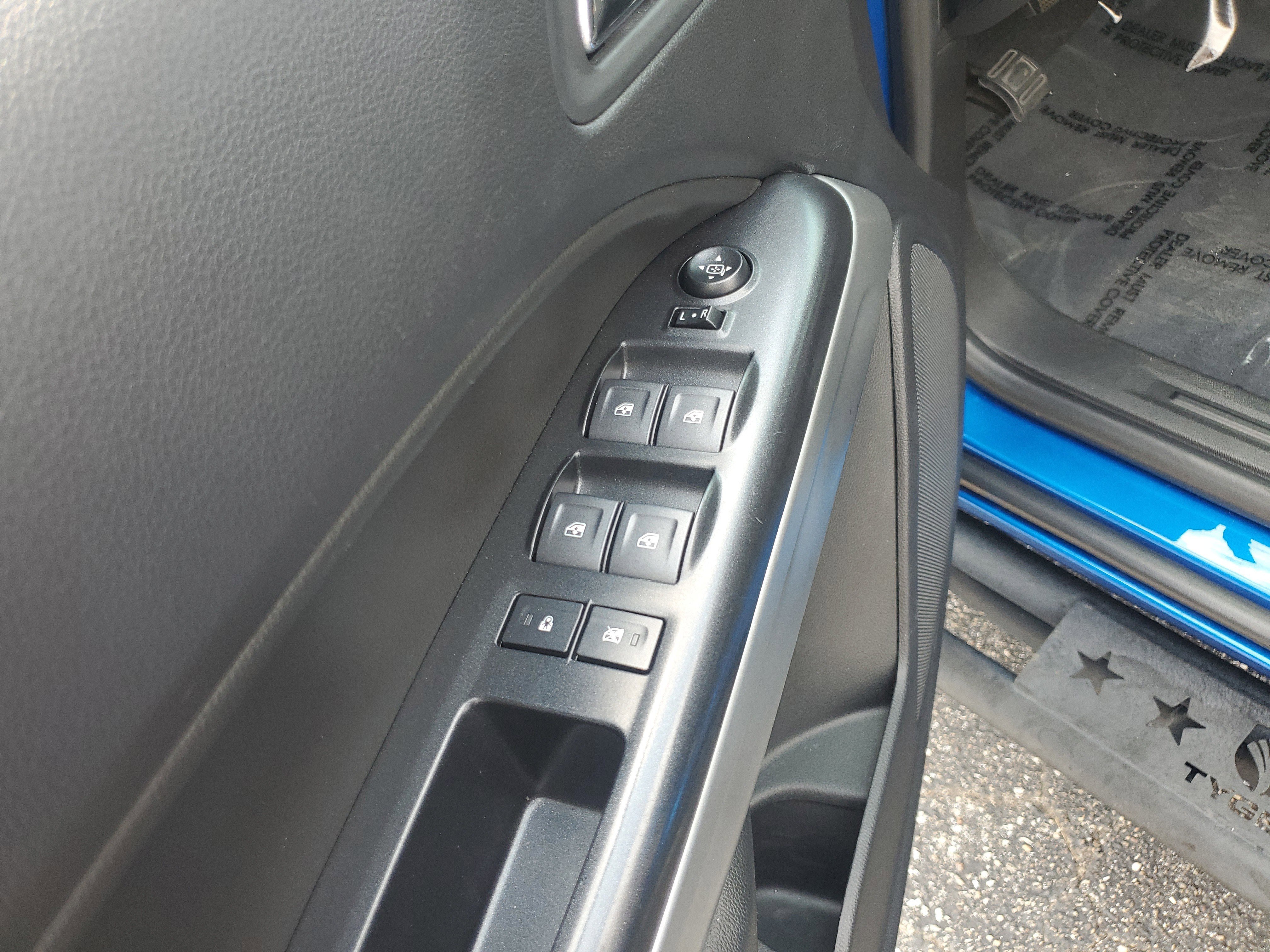 Used 2021 Chevrolet Colorado LT w/ Safety Package RWD image 23