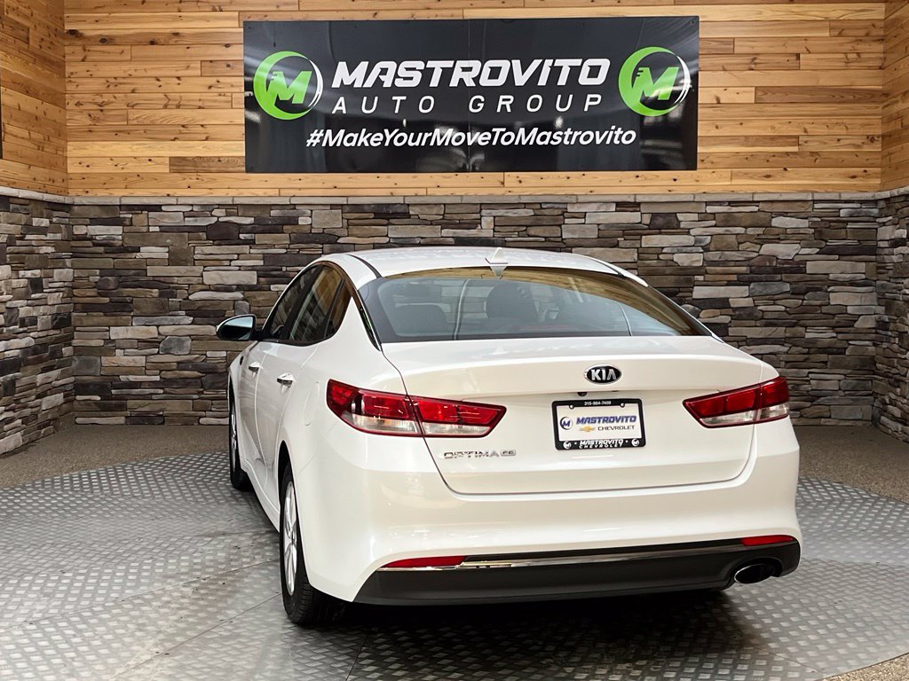Used 2016 Kia Optima LX FWD image 18