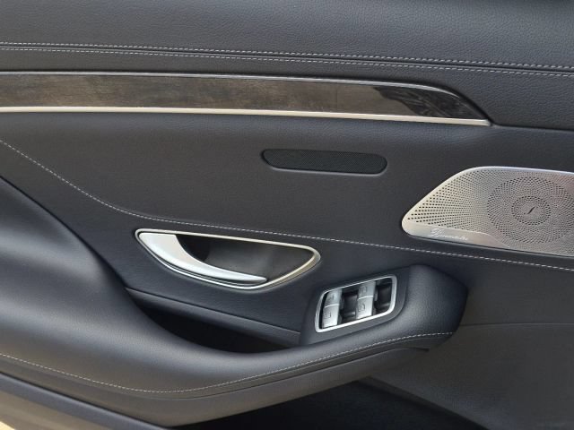 Used 2020 Mercedes-Benz S 450 Sedan image 13