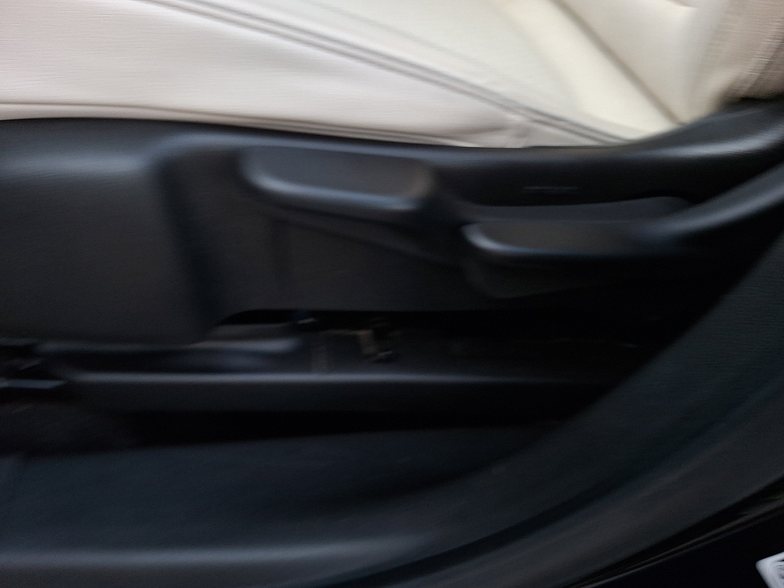 Certified 2020 Buick Encore GX Preferred FWD image 14