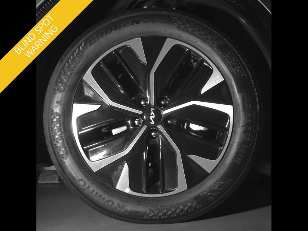 Certified 2023 Kia EV6 Wind w/ Wind Technology Package AWD/4WD image 12