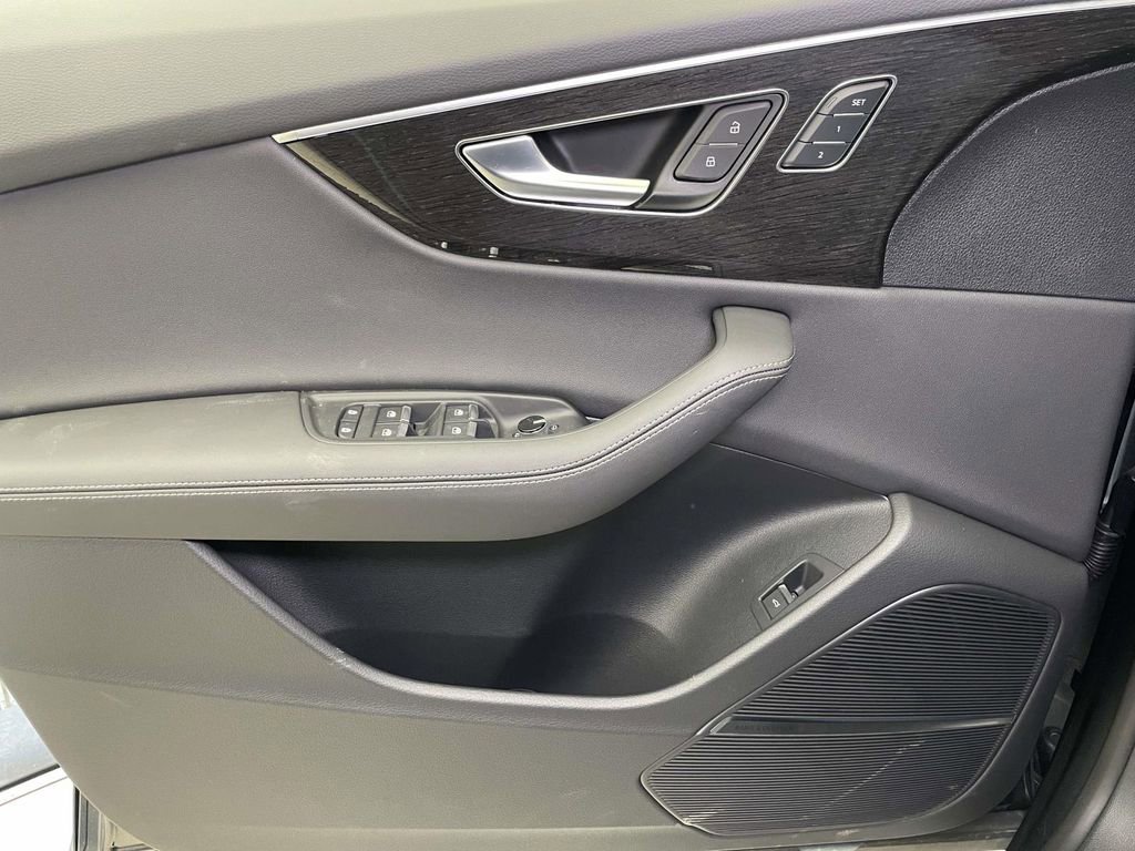 New 2026 Audi Q8 Premium Plus image 35