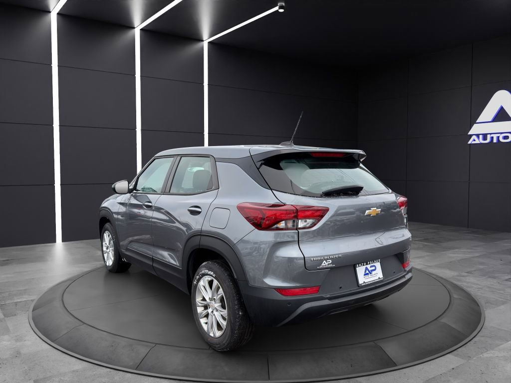 Used 2021 Chevrolet TrailBlazer LS image 4