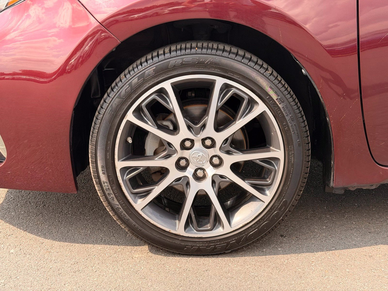 Used 2017 Toyota Corolla SE 50th Anniversary FWD image 13