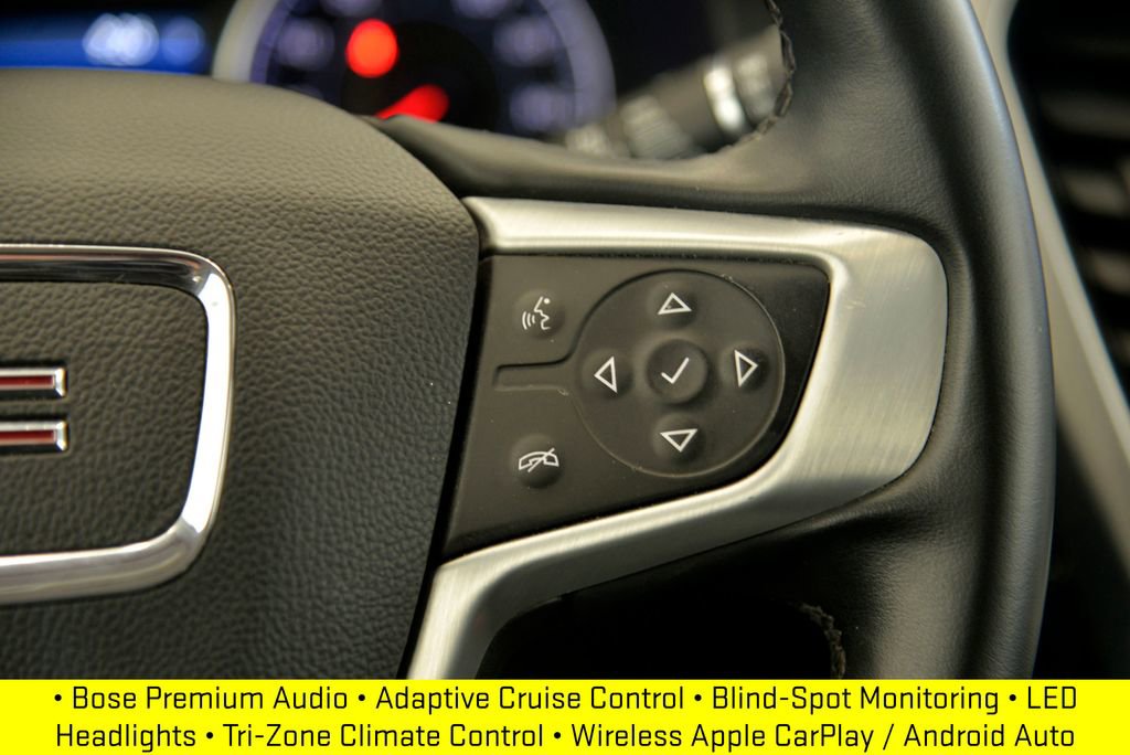 Used 2023 GMC Acadia SLT image 23